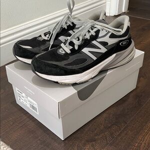 New Balance 990 v6 Black and White Running Shoes